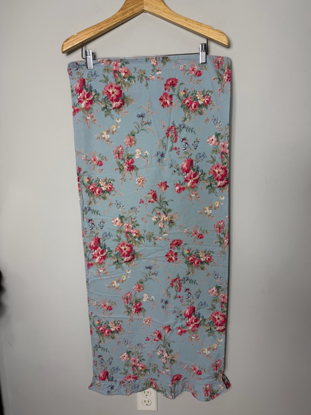 2 Ralph Lauren King Size Pillow Cases Ruffle Trim Cotton Floral Cabbage Rose